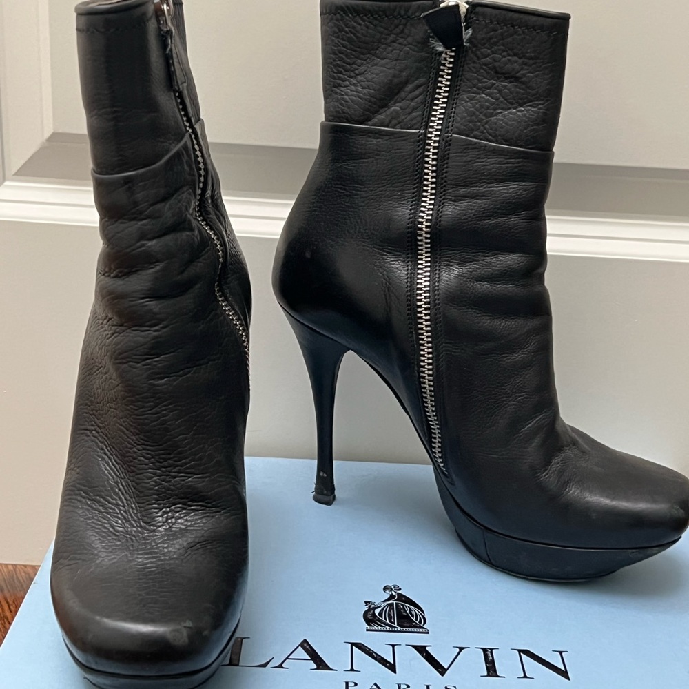 Lanvin Black Heeled Leather Boots